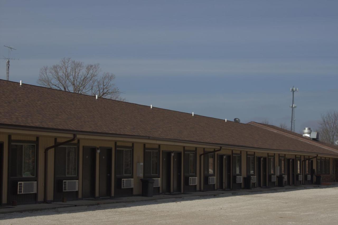 Hidden Lake Resort Warsaw Exterior photo